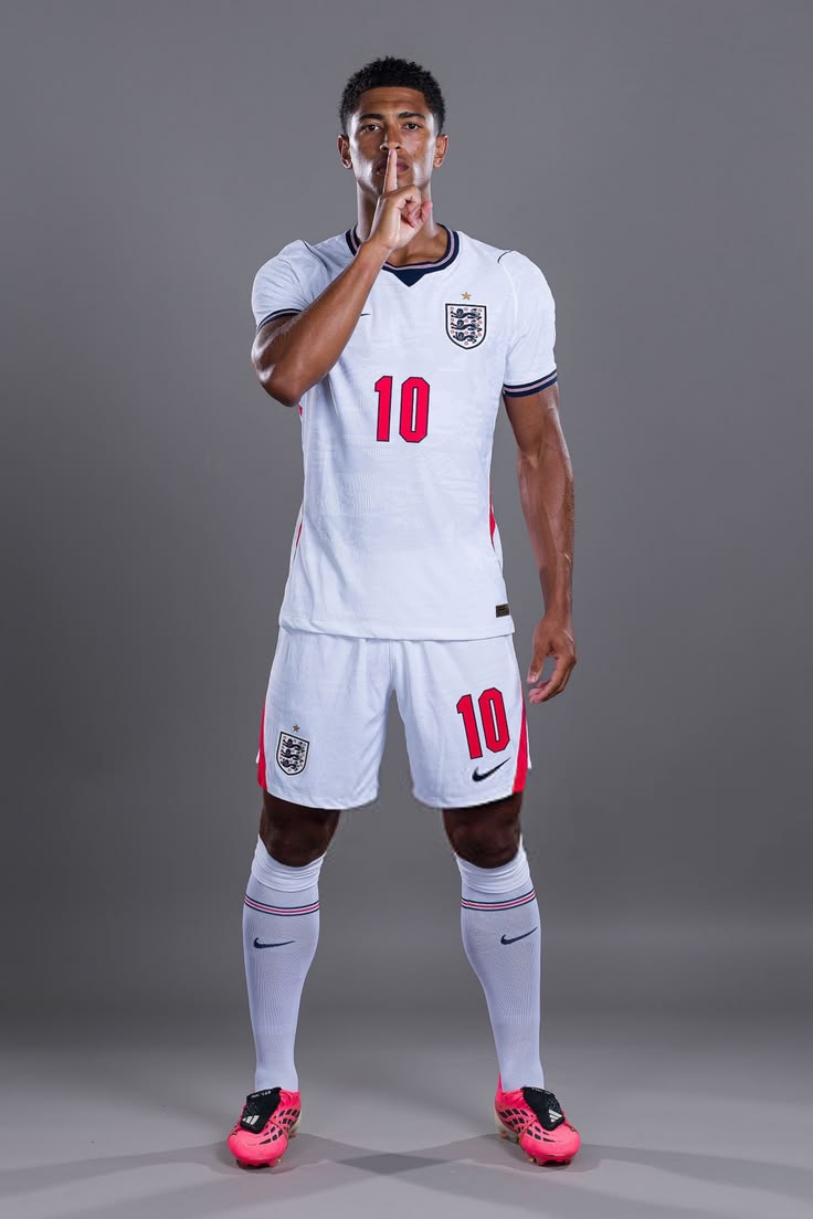 Jude Bellingham: World Cup 2026 History | StriqSport Jude Bellingham: World Cup 2026 History | StriqSport